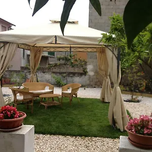  Couette-café Mundè Italie